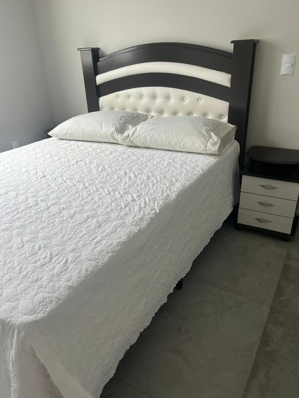 Residencial Isl - Praia Da Pinheira Sc 팔호카 외부 사진